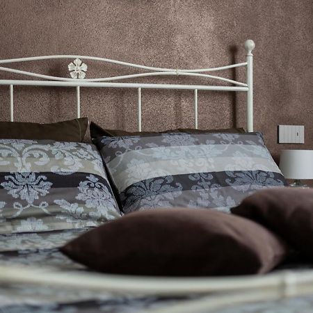 Elga'S Apartment - Your Charming Stay On Lake Orta ペッテナスコ エクステリア 写真